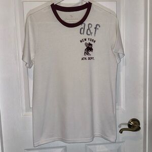 5 for $25 Abercrombie kids crewneck tshirt size 15/16-white w/ burgundy trim.